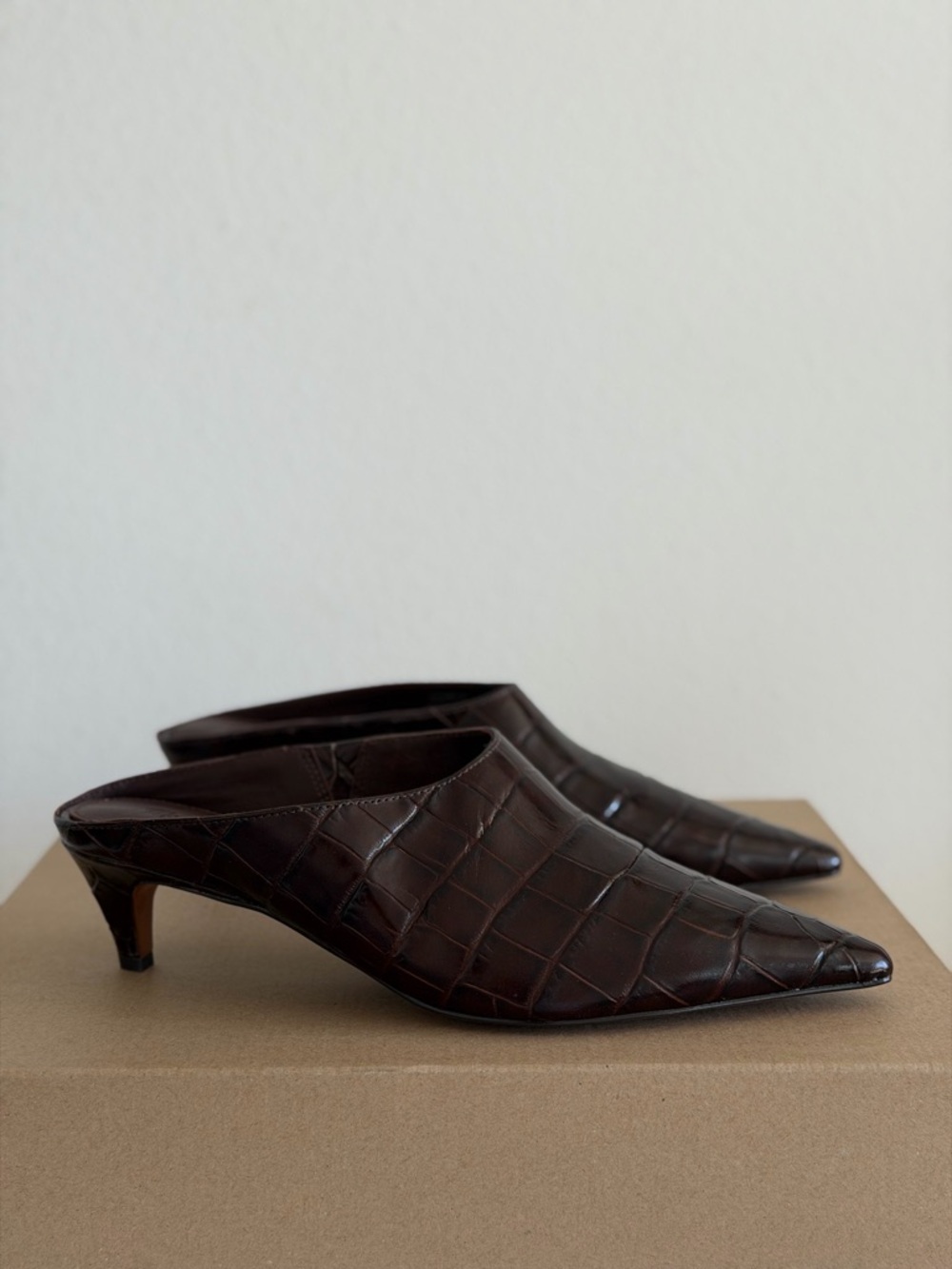 Madewell The Emilie Heeled Mule in Chocolate Raisin, Size 9 - Picture 3 of 10